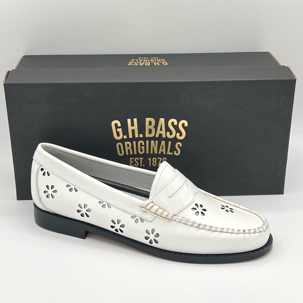 GH Bass Women's Whitney Cutout Flower Leather Loafers White Size 8/8.5 MSRP $165